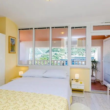 بيت ضيافة Avdic